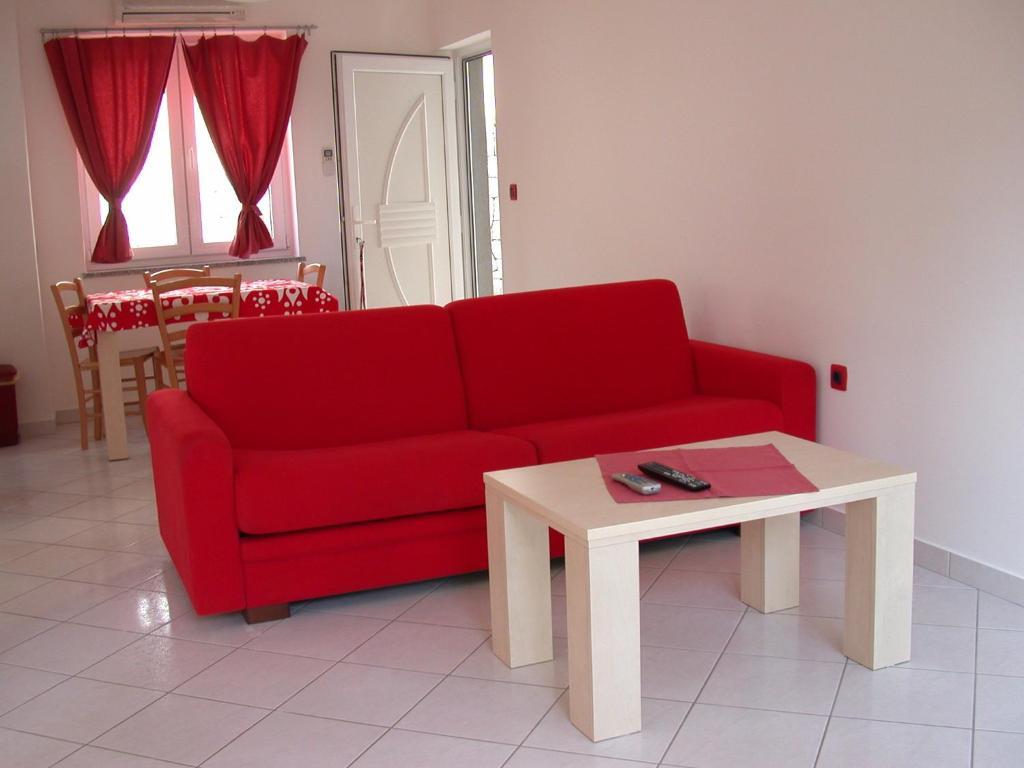 Vis A Vis Apartments Baska  Room photo